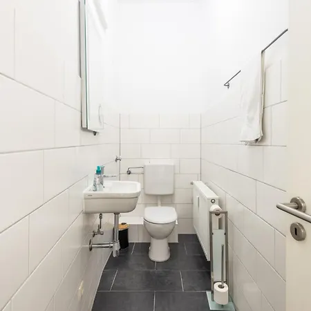Modernes 72qm Zentral Mit Kueche Und Boxspringbett Osnabrück
