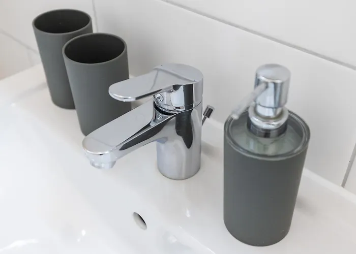 Appartement Modernes 72qm Zentral Mit Kueche Und Boxspringbett Osnabrück